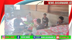 Babinsa Siriwo Perkuat Kebersamaan Melalui Anjangsana ke Warga Kampung Unipo