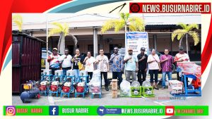 Pemerintah Provinsi Papua Tengah menyerahkan bantuan alat-alat industri dan UKM 