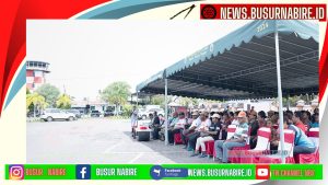 Pemerintah Provinsi Papua Tengah menyerahkan bantuan alat-alat industri dan UKM 