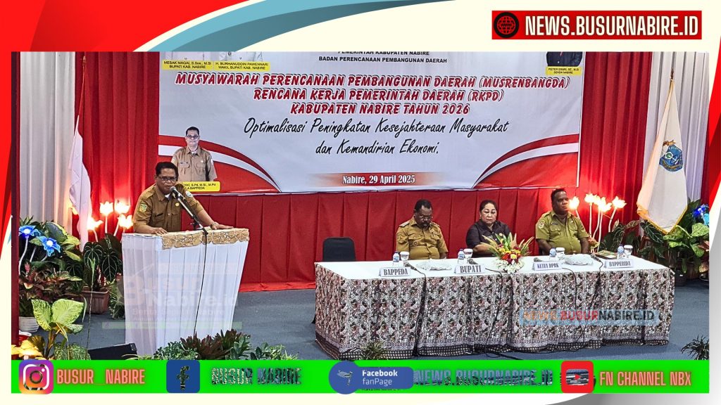 Kepala Bappeda Kabupaten Nabire, Dr. H. Mukayat, S.Pd., M.Si., M.Pd., menegaskan pentingnya membangun Nabire secara berkelanjutan, dengan berfokus pada pelestarian lingkungan dan pemberdayaan ekonomi kerakyatan