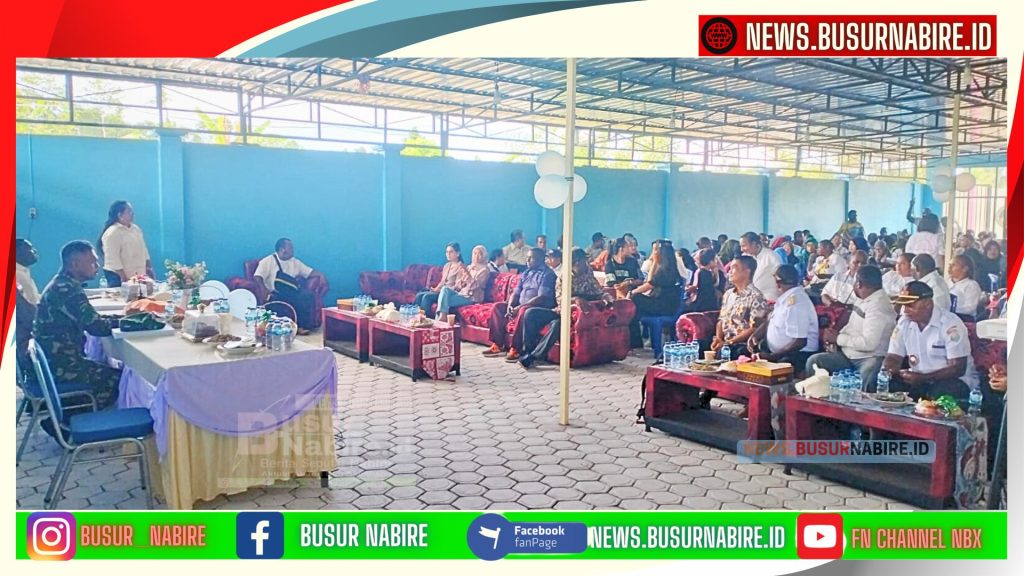 Turut hadir dalam kegiatan ini para kepala kampung dari wilayah titik dapur, kepala sekolah, kepala suku, serta tamu undangan lainnya