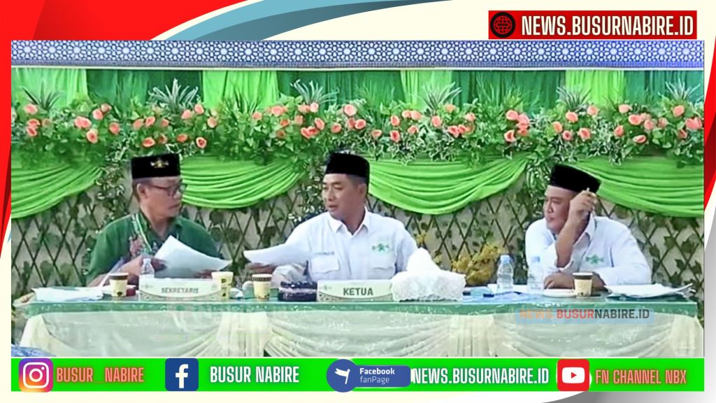 Sidang Pleno IV Konfercab VI yang dipimpin oleh Ibnu Hamid, S.Pd (Ketua Sidang), M. Thohir, S.Pd, MM (Sekretaris), dan Ir. Wahyu Budi Santoso, MM (Anggota)