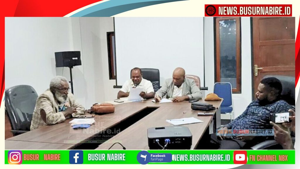 rapat pengurus penting untuk membentuk panitia Rapat Kerja Provinsi (Rakerprov), Musyawarah Olahraga Provinsi (Musorprov), serta menyiapkan pelantikan pengurus definitif periode 2025–2028. Dipimpin Langsung Sekretaris KONI Papua Tengah, Yeki Tobay, S.HI., M.KP.,  (Foto: Istimewa)