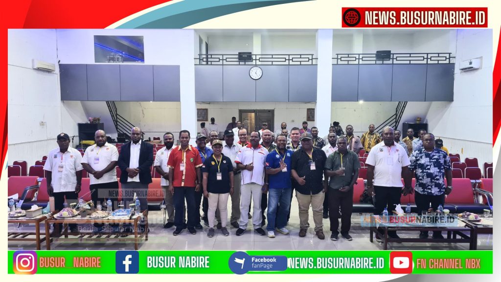 Foto bersama Bupati Usai membuka Musorkab KONI Nabire 2025 (Foto: Busur Nabire)