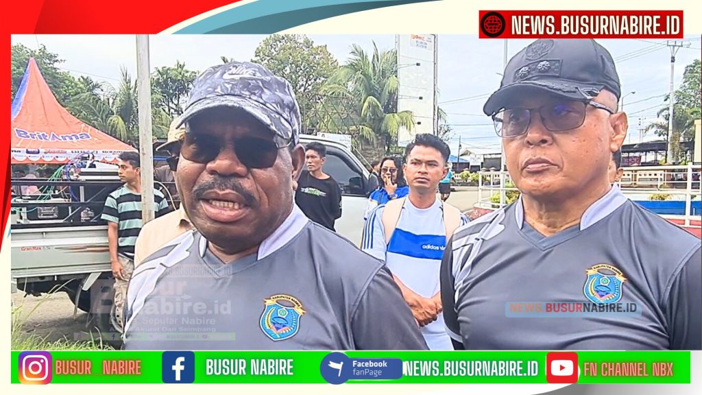 Kegiatan Car Free Day (CFD), Bupati Nabire Mesak Magai, S.Sos., M.Si., memberikan pengumuman penting terkait Tambahan Penghasilan Pegawai (TPP) (Foto: Busur Nabire)