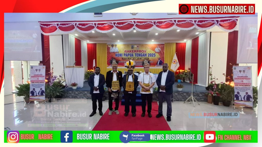 Foto bersama Gubernur Papua Tengah ketua panitia Dan sekretanis Koni Papua tengah serta Pas. (Purn.) Irfan Bachtiar Wakabid Diktar) KONI Pusat, Aang Singgih Sekretaris Litbang KONI Pusat (Foto: Busur Nabire)