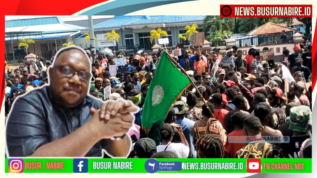 Wakil Ketua IV DPR Papua Tengah, John NR Gobai, yang menilai bahwa masyarakat telah menunjukkan kedewasaan dalam berdemokrasi. ( Busur Nabire)