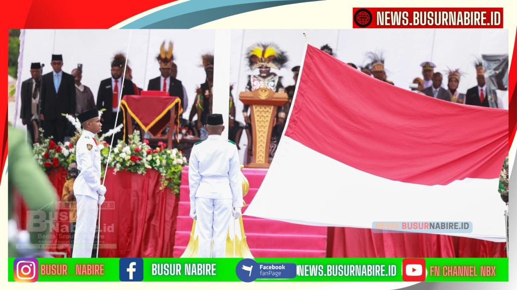 Upacara Pengibaran bendera HUT RI ke 80 dipimpin langsung Gubernur Pertama Papua Tengah Meki Nawipa (Foto: Humas Papua tengah)
