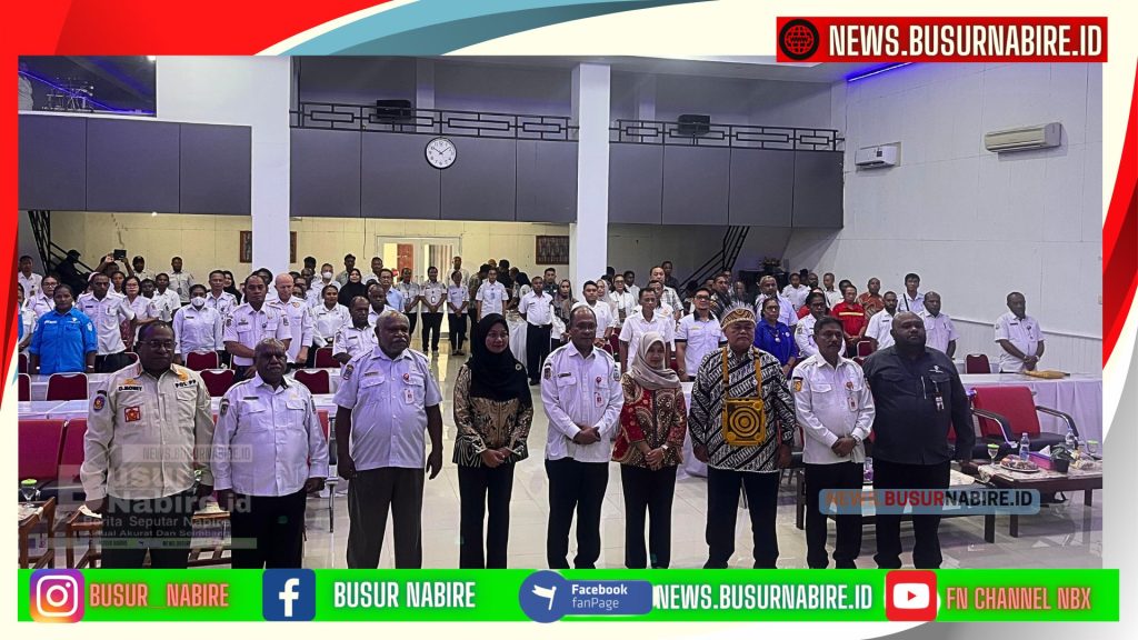 Laporan Kegiatan dan Tujuan Rakorda Disampaikan Samuel Rihi Selaku Ketua Panitia (foto: Busur Nabire)