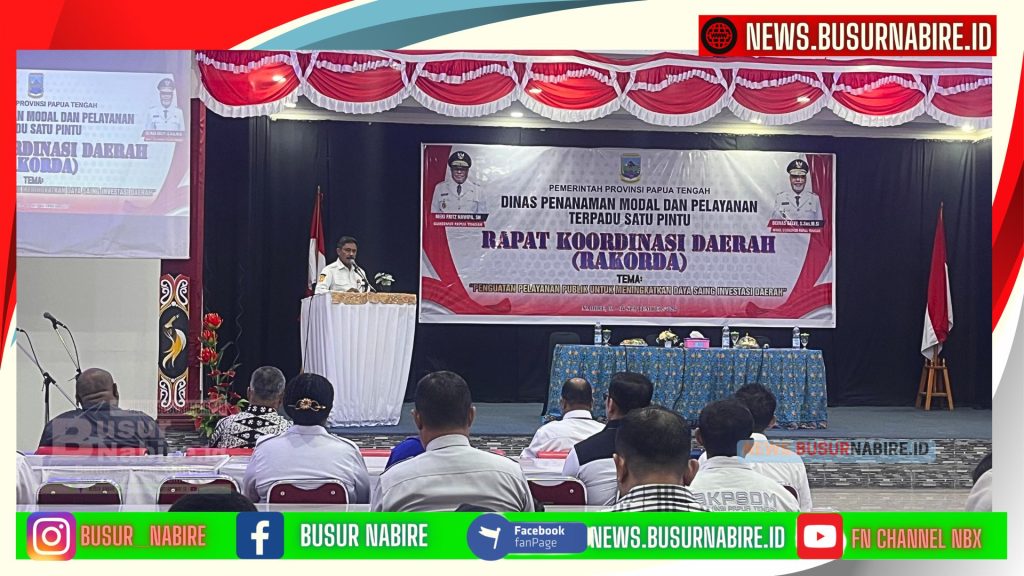 laporannya, Ketua Panitia sekaligus Kepala DPMPTSP Papua Tengah, Drs. Samuel Rihi, M.Si, ,(Foto: Busur Nabire)