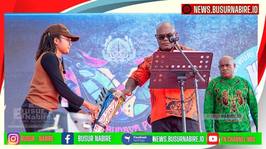 Gubernur Meki Nawipa Tutup Festival Budaya Pelajar 2025 (Foto: Humas Pemprov)