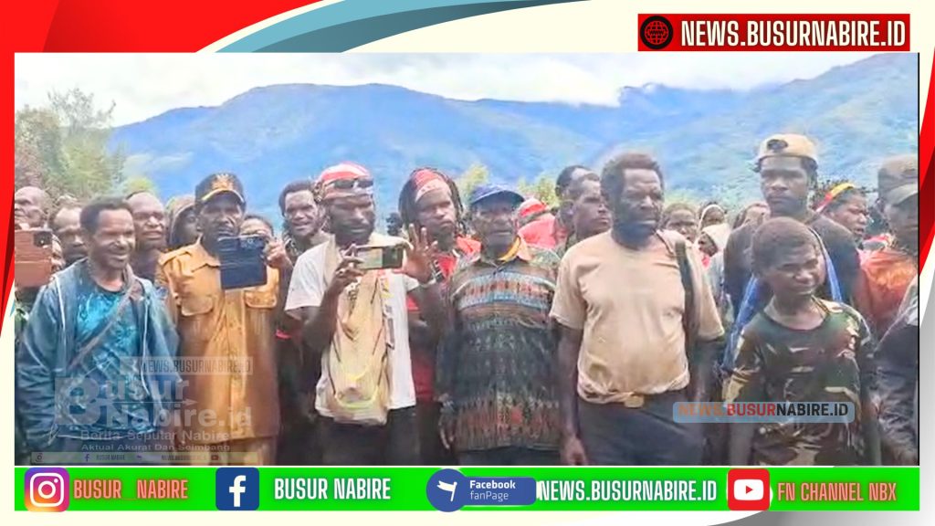 Masyarakat Kampung Pogapa Distrik Homeyo Kabupaten Intan Jaya (Foto: busur Nabire)