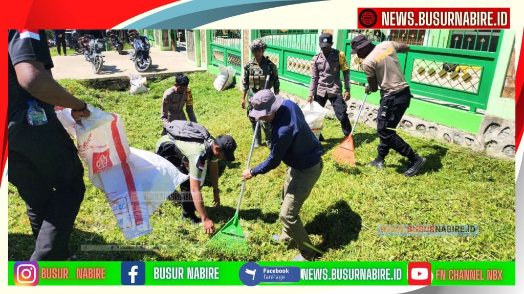 Maulid Nabi di Ilaga: Polres Puncak dan Masyarakat Gotong Royong Bersihkan Masjid Al-Ikhlas (Foto: Humas Polres Puncak)