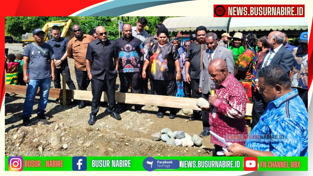Wagub Papua Tengah Deinas Geley Hadiri Peletakan Batu Pertama Gereja Anthiokia (Foto: Busur Nabire)