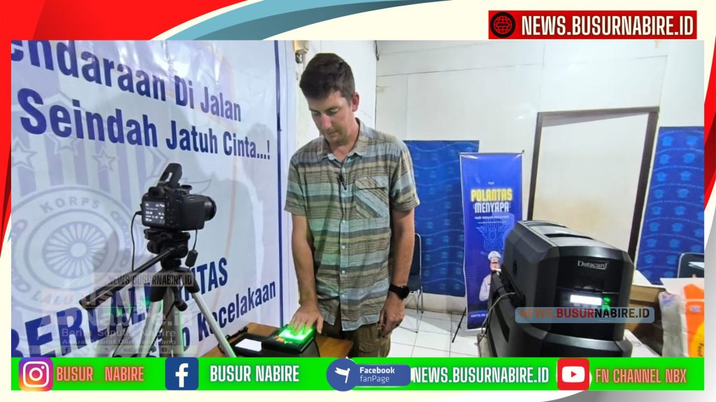 Program “Polantas Menyapa”: Cara Humanis Satlantas Polres Nabire Layani Warga dan WNA (Foto: Busur Nabire)