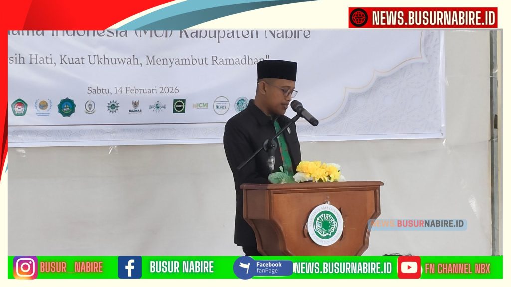 Ketua Panitia yang juga Sekretaris Umum MUI Kabupaten Nabire, Muhammad Syarif, S.S., S.Pd., dalam laporannya (Foto: Busur Nabire)