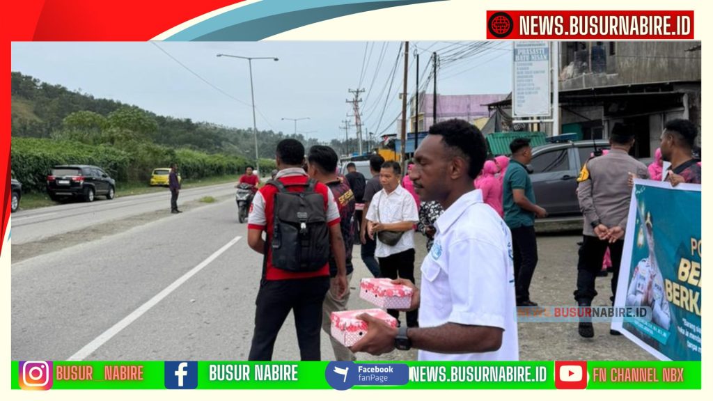 Humanis! Sat Reskrim Polres Jayapura Berbagi Takjil, Kasat Reskrim: Polisi Harus Hadir dengan Hati (Foto: HUmas Polres Jayapura)