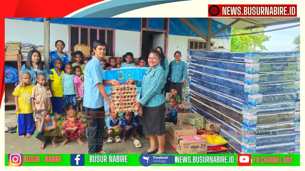 TP PKK Papua Tengah Pokja I Berbagi Kasih untuk Panti Asuhan dan Asrama (Foto: BusurNAbire)