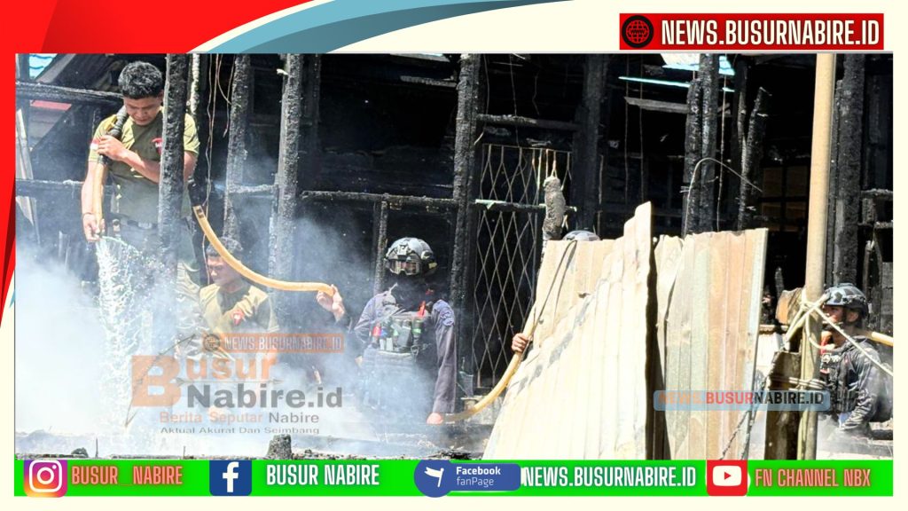 Sinergi Kuat Polri dan Warga Berhasil Padamkan Kebakaran Hebat di Dogiyai (Foto: Humas Polres Dogiyai)