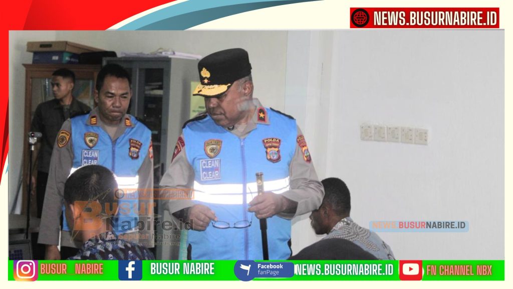 Kapolda Papua Tengah Brigjen Pol Jermias Rontini Tinjau Psikotes Calon Bintara Polri di Nabire (Foto: BusurNabire)