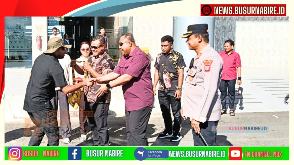 Momen Penting di Nabire: Kapolres Turun Langsung Sambut Anggota DPR RI, Pengamanan Super Ketat! (Humas Polres Nabire)
