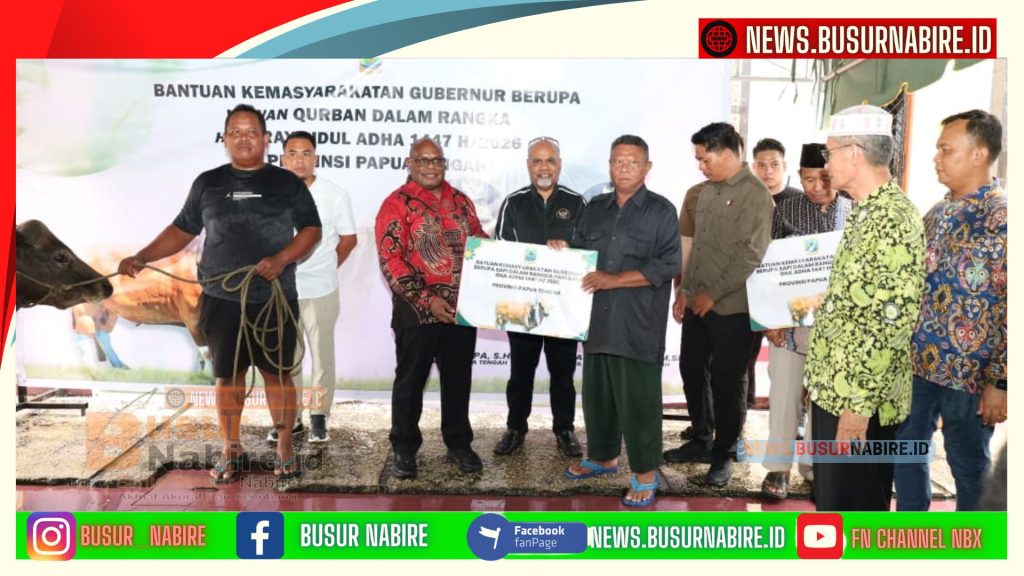 Meki Nawipa Salurkan Hewan Kurban, Pererat Kebersamaan Umat di Papua Tengah (Foto: BusurNabire)