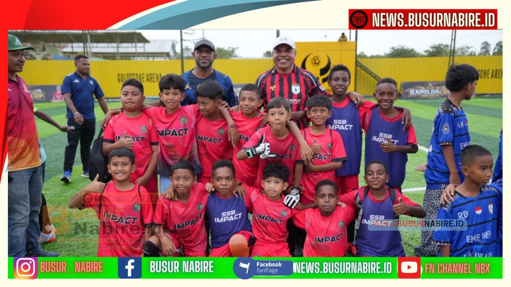 Spektakuler! Kapolda Papua Tengah dan Boaz Solossa Buka Kapolda Cup III, Cetak Calon Bintang Timnas dari Papua (Foto: HUmas Polda Papua tengah )