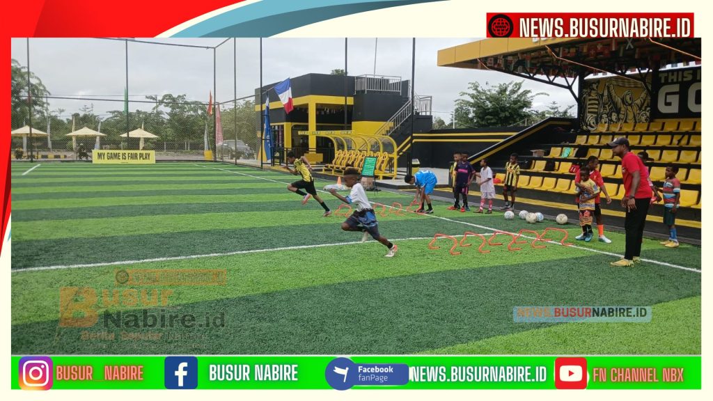 Kapolda Papua Tengah Lepas SSB Amungsa FC ke Piala Presiden U-12 2026 (Foto: : Polda Papua Tengah)