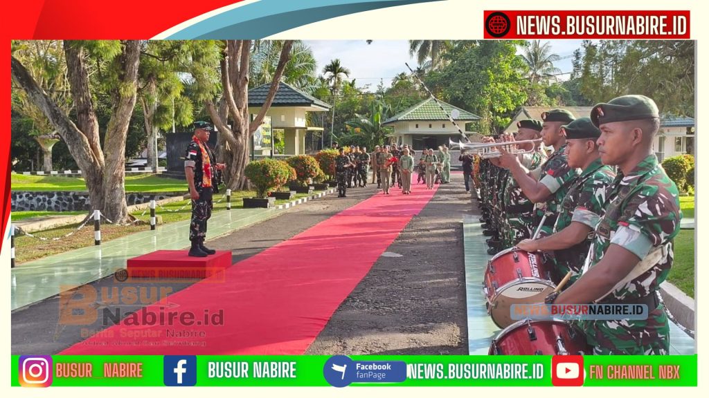 Kunjungi Yonif 753/AVT Nabire, Pangdam XVII/Cenderawasih Mayjen TNI Febriel Buyung Sikumbang Disambut Prajurit dan Tarian Adat Papua (Foto: BusurNabire)
