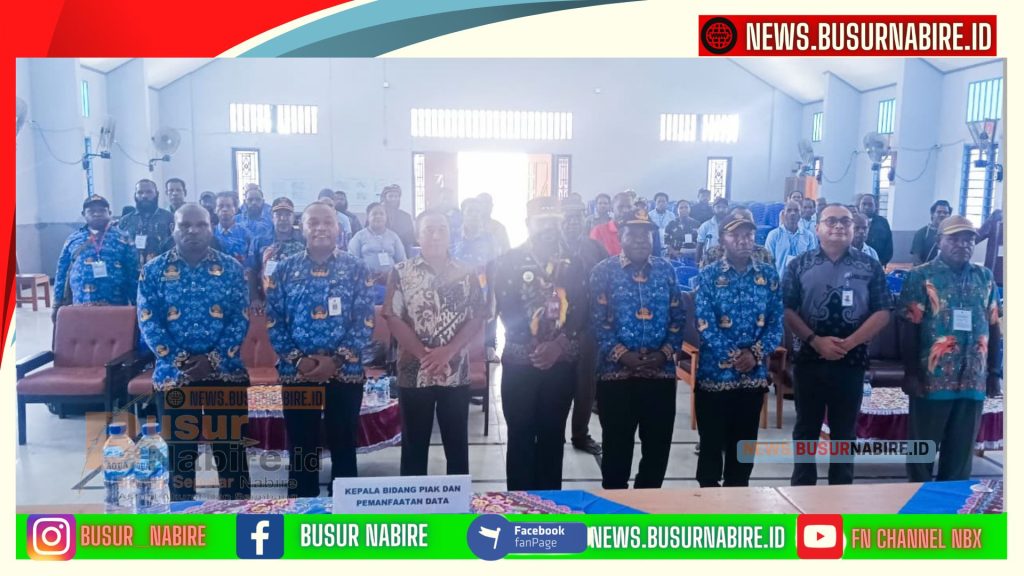Gubernur Meki Nawipa Dorong Kampung Tertib Administrasi Kependudukan (Foto: HUmas Pemprov)