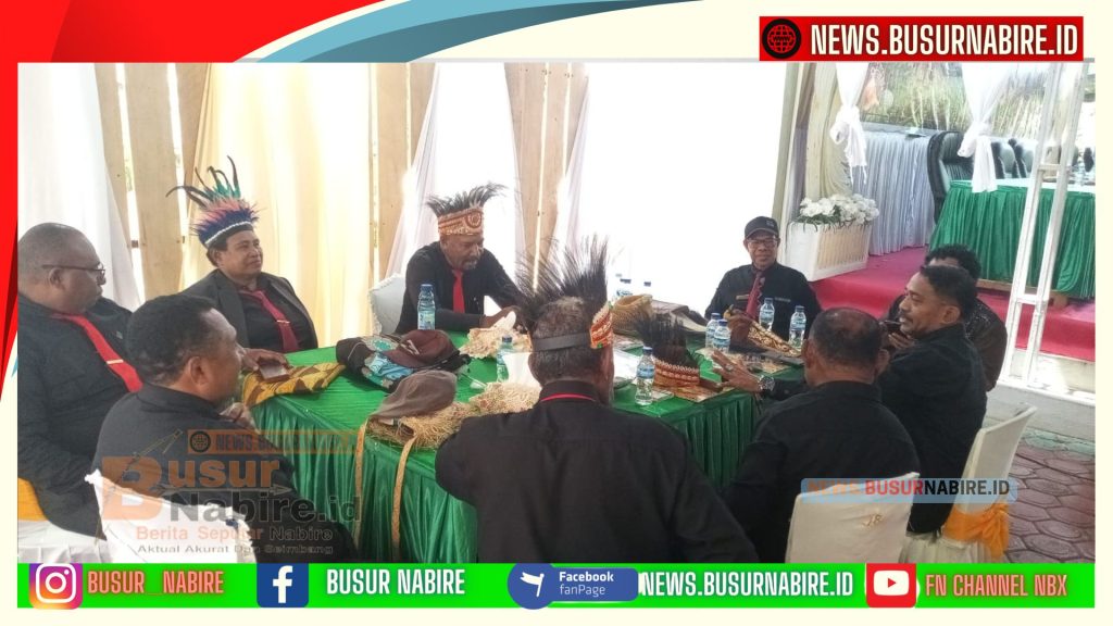 Mubes Enam Suku Pesisir dan Kepulauan Dibuka, Perkuat Persatuan Adat di Tengah Pembangunan Papua Tengah (Foto: BusurNabire)