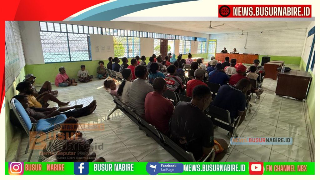 Kepala Suku Nayak Nabire Perkuat Kamtibmas Lewat Sosialisasi dan Pembagian Sembako kepada Warga (Foto: BusurNabire)