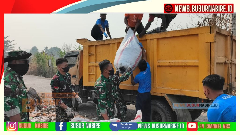 TNI,BMP dan Warga Bersihkan Terminal Lama Jayanti Nabire (Foto: BusurNabire)