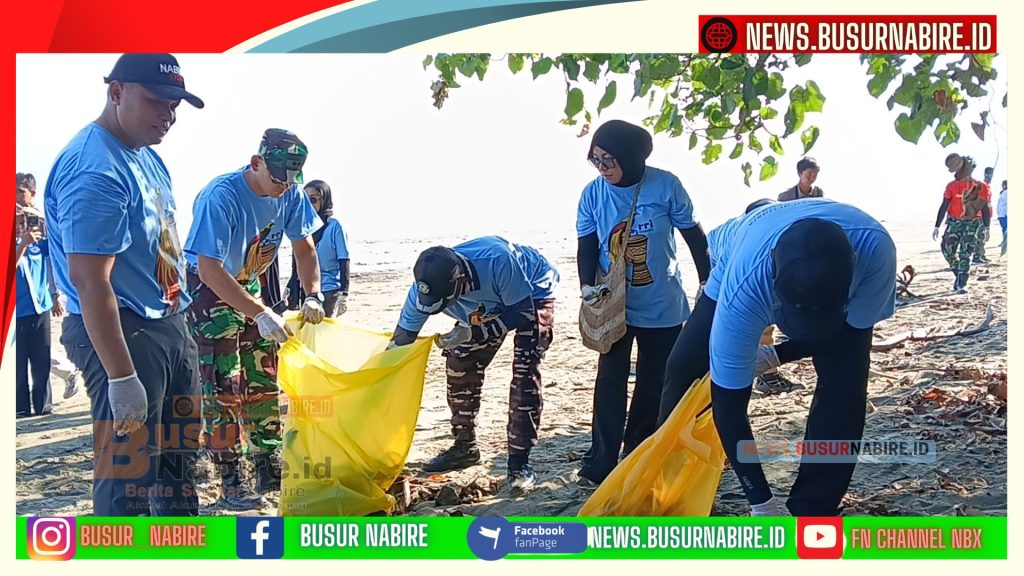 Bukan Aksi Demo, Pantai Nabire Diserbu Ratusan Massa Bawa Misi Lingkungan (Foto: BusurNabire)