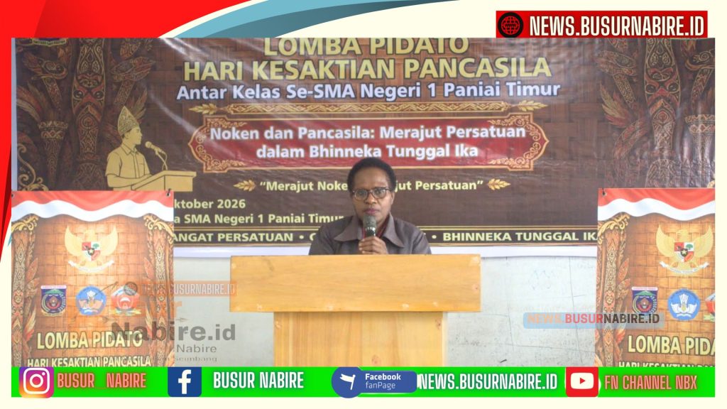 Pelajar SMA Negeri 1 Paniai Timur Jadikan Noken Simbol Persatuan dalam Peringatan Hari Kesaktian Pancasila
