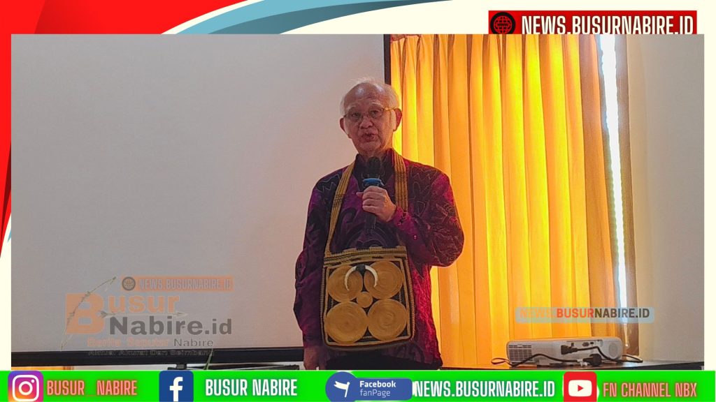 Sekjen Cinta Anggrek Species Indonesia (INOS) Widjaya Trisulo Usai Melantik (Foto: BusurNabire)