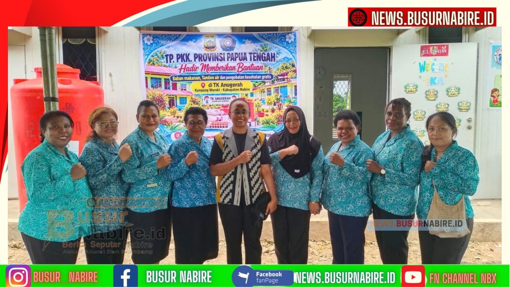 Ketua TP PKK Papua Tengah Nurhaidah Nawipa Salurkan Bantuan Pangan,Tandon Air, dan Pengobatan Gratis (Foto: BusurNabire)