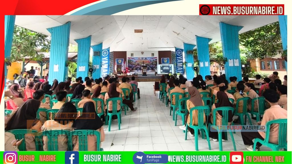 keselamatan berlalu lintas melalui kegiatan sosialisasi yang berlangsung di Aula SMA Negeri 1 Nabire (Foto: BusurNabire}