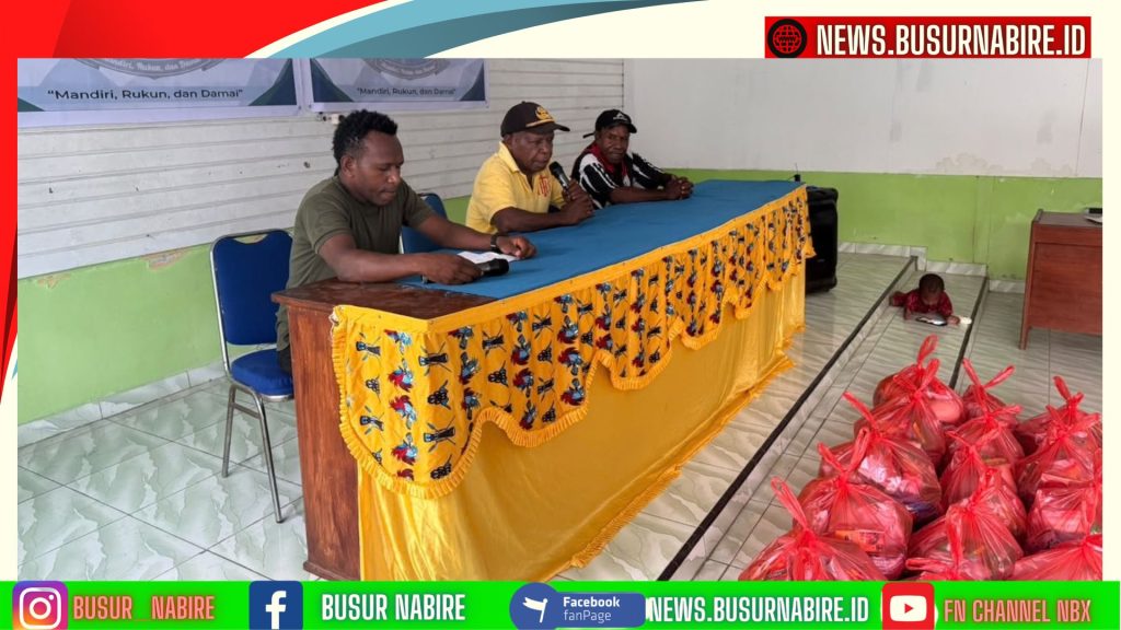 Piter Hubi Ajak Warga Sanoba Nabire Jaga Keamanan dan Saling Bantu Saat Kemarau (Foto: BusurNabire)