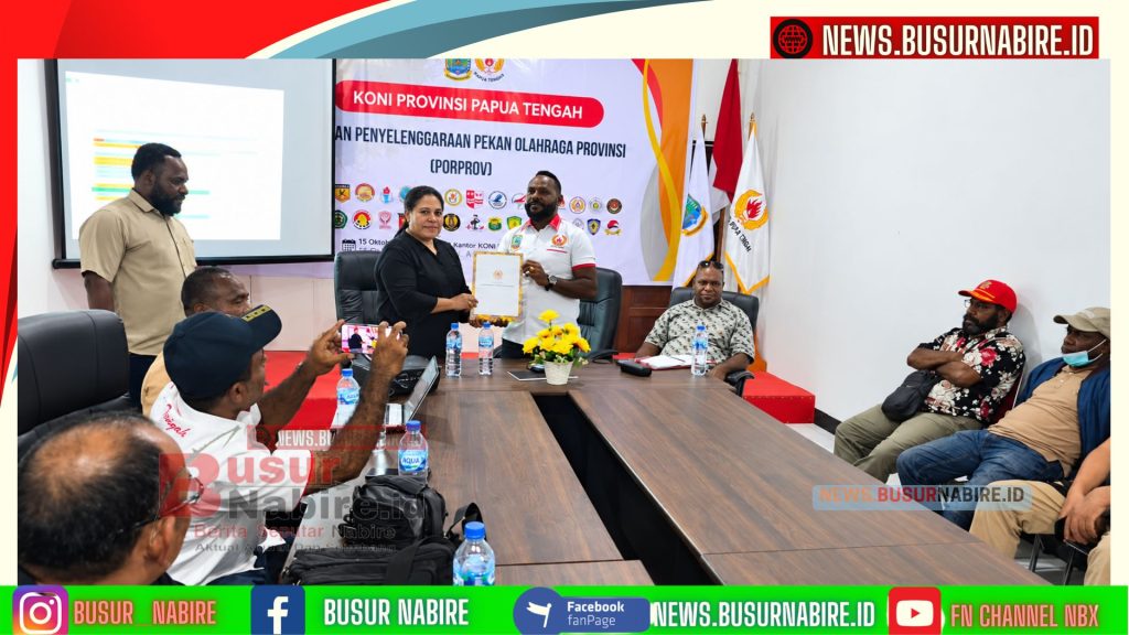 IPSI Papua Tengah Resmi Serahkan SK Kepengurusan kepada KONI, Naomi Kotouki Tegaskan Kesiapan Menuju Porprov hingga PON (Foto: BusurNabire)