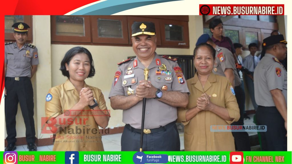 Tak Hanya Atur Lalu Lintas, Kapolda Papua Tengah Ingatkan Pelajar Nabire Bahaya Narkoba dan Bullying (Foto: Humas Polda Papua Tengah)